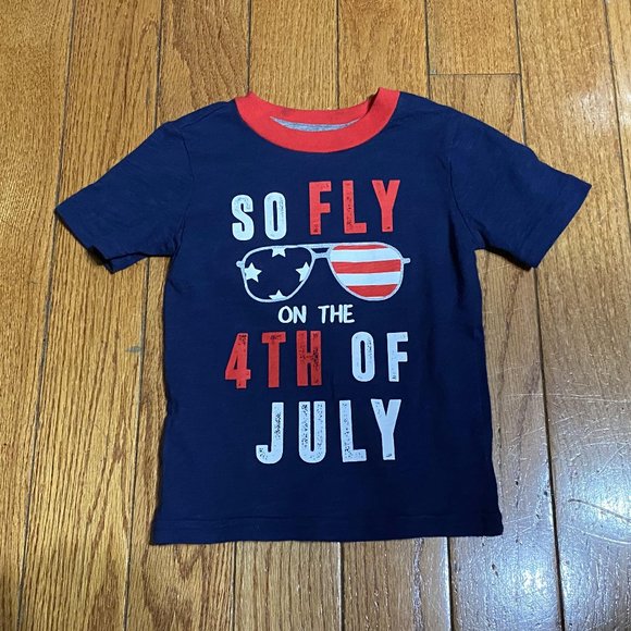 Carter's ❤️ Kid's Blue Short Sleeve T-Shirt Size 2T (PRE-LOVED) - Picture 1 of 3